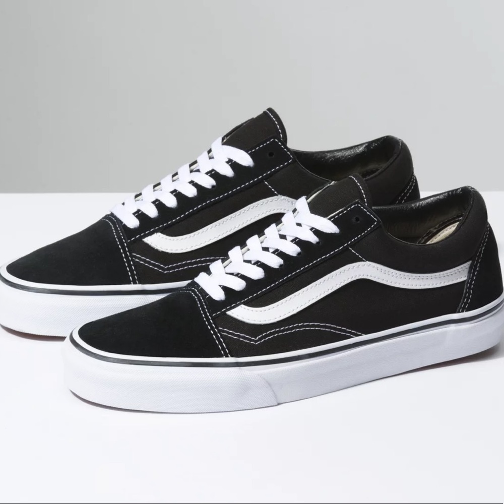 Old Skool Black & White Vans